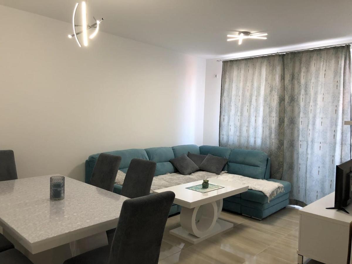 Apartman Sims Bijeljina Extérieur photo